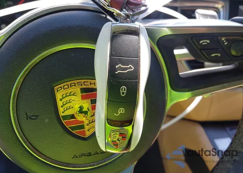 2018 Porsche Macan S из США, поврежденный, VIN WP1AB2A53JLB37887